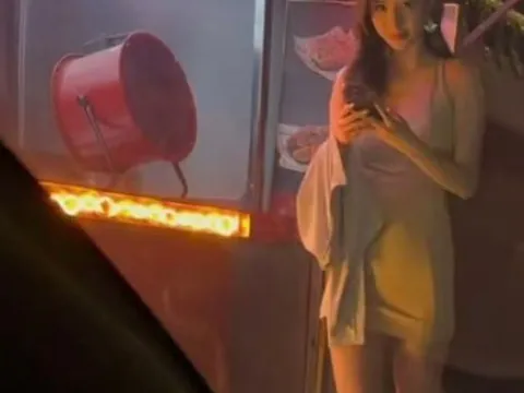 糯米饭店这变小巷子有几个少妇，都是200快餐带口 北京-丰台区 快餐按摩店现场实拍