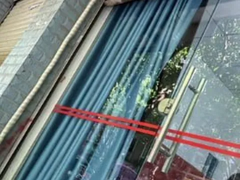 良杏路两边有几家店 广东-佛山 狼友扫街偷拍