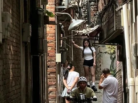 闵行谈七宝老街 地铁口小姐 上海