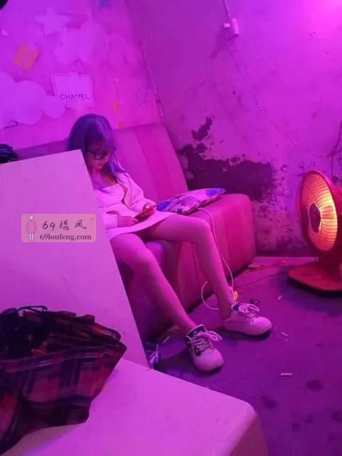 车享家有两个 - 江苏-镇江 楼凤实拍第1张