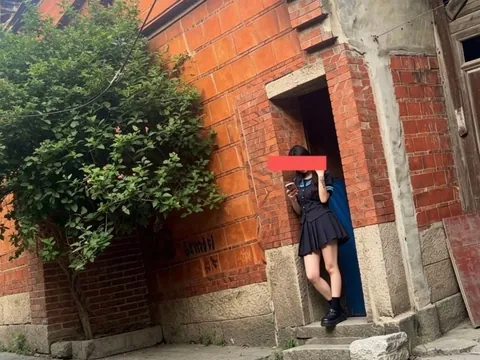 花溪路，怀客，后巷 地铁口小姐 湖南-怀化