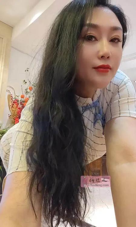 铁西喷水小青姐姐 - 辽宁-沈阳 楼凤实拍第2张