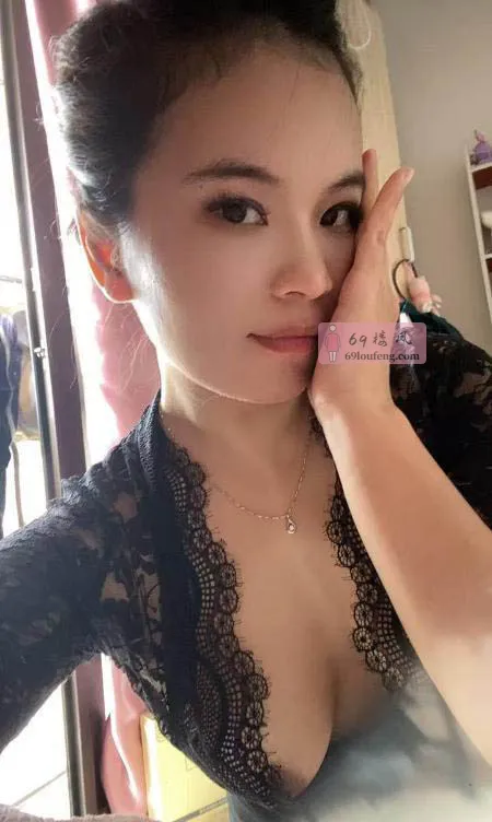 少妇佩琪 - 广东-广州 楼凤实拍第3张