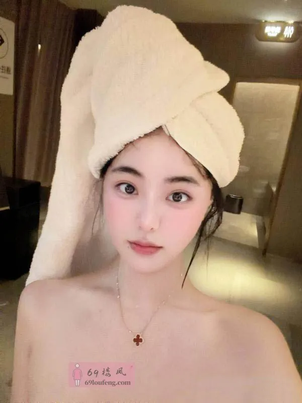 宝藏女友MiCo老师 - 上海-静安区 楼凤实拍第2张