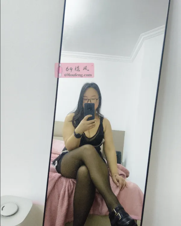 三山街二刷眼镜少妇 - 江苏-南京 楼凤实拍第1张
