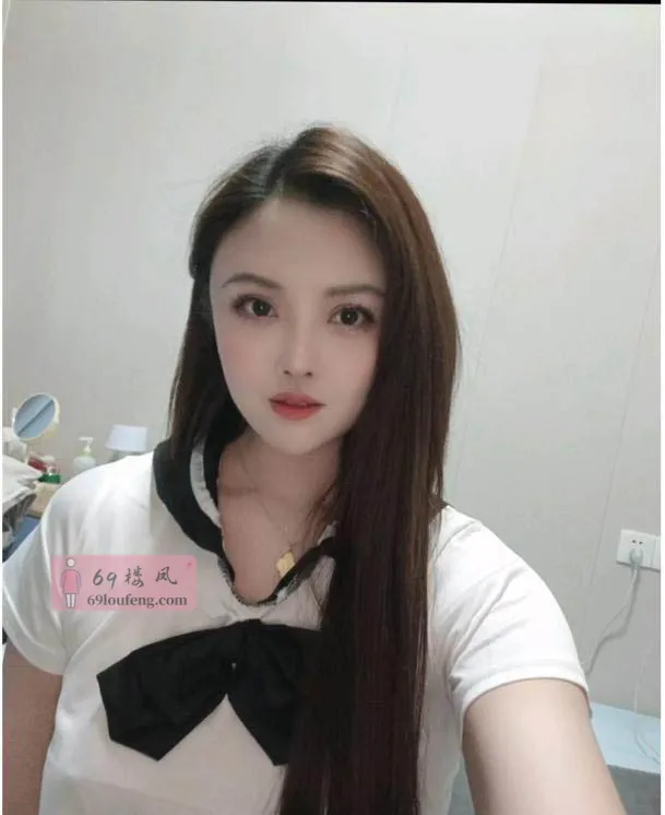 大胸女友李一桐 - 广东-深圳 楼凤实拍第3张