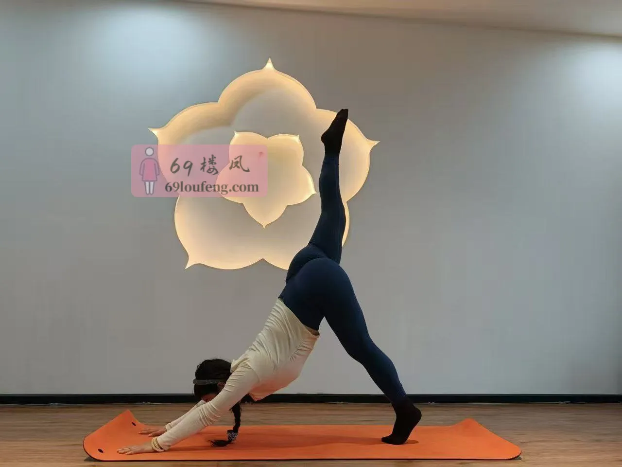 99年瑜伽新人 - 江西-南昌 楼凤实拍第5张