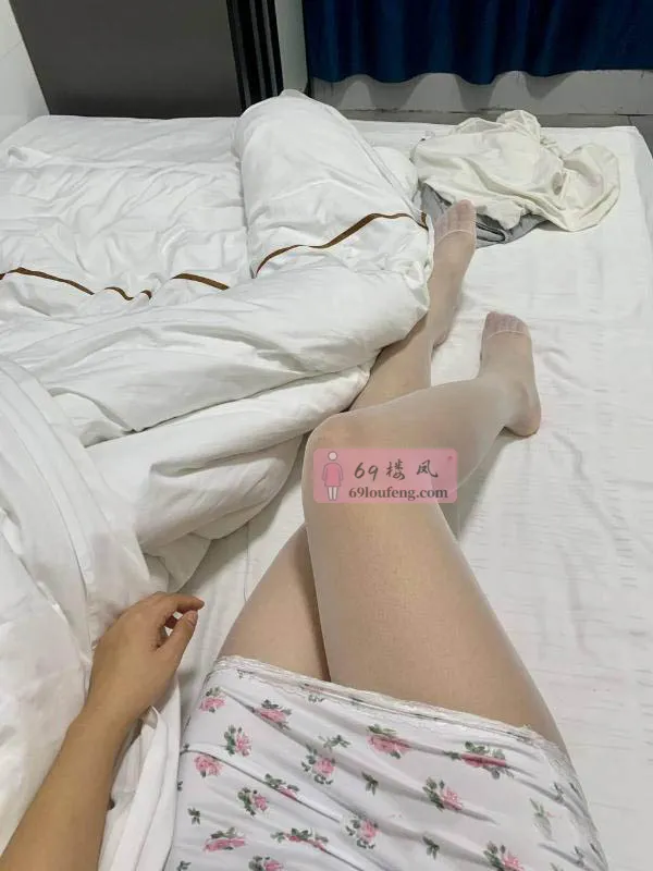 大胸服务控性感小姐姐 - 湖南-长沙 楼凤实拍第4张