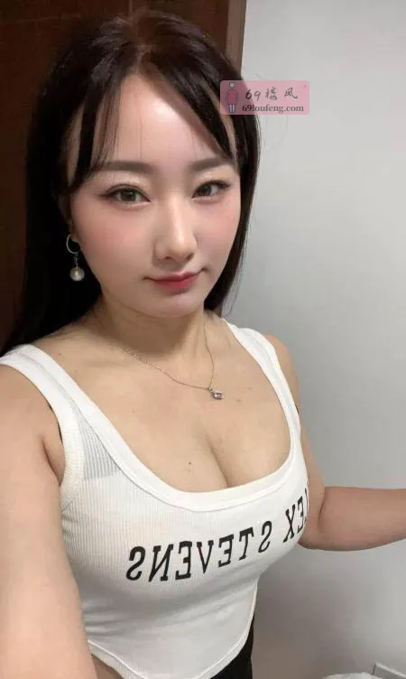 制服大胸小姐姐 - 广东-深圳 楼凤实拍第4张