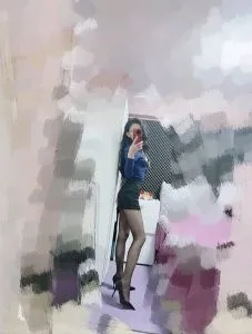 水多逼紧长腿御姐 真实工作室环境 (地点：北京 - 朝阳区)