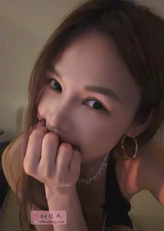 礼仪小姐姐 - 四川-成都 楼凤实拍第3张