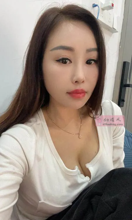 海珠大奶御姐 - 广东-广州 楼凤实拍第2张