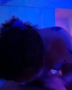 上海 - 静安区 宅男福利推荐：静安熟女 实景