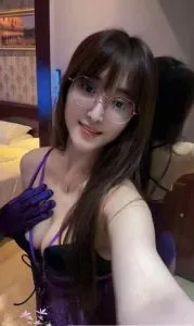 【独家】上海 - 浦东新区 老师 热辣白虎大长腿美眉 内部实拍