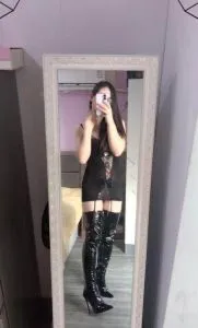 点击查看 浙江 - 杭州 下沙风骚sm女王 更多实拍详情