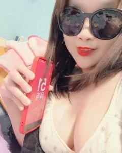 北京 - 丰台区 宅男福利推荐：大胸性感良家姐姐 实景