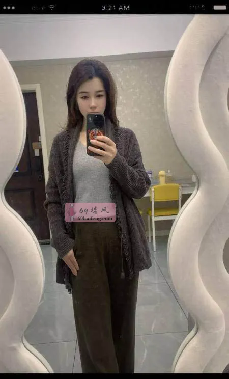 常州长腿气质老师 - 江苏-常州 楼凤实拍第1张