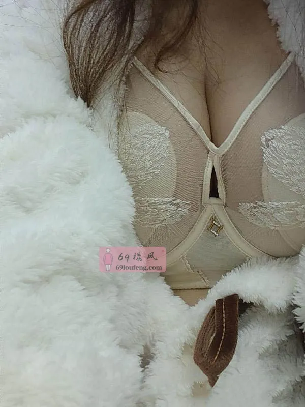 开福区大屁股骚姐 - 湖南-长沙 楼凤实拍第2张