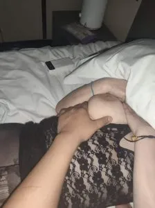 天津 - 南开区 资深老司机分享：南开水多闷骚眼镜反差婊 现场图