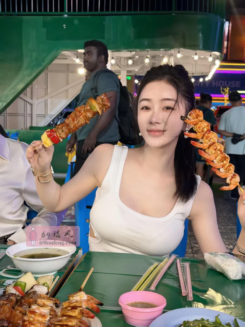 福田区嫩妹萱萱 - 广东-深圳 楼凤实拍第2张