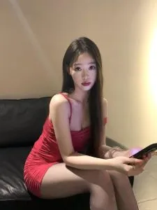 上海 - 浦东新区高颜值老师新区苗条身材尤物体验 实拍