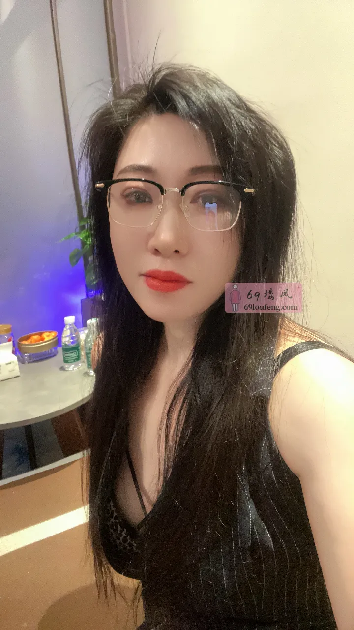 角色扮演肥臀菲菲 - 江苏-苏州 楼凤实拍第1张