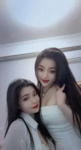 江苏 - 苏州高颜值老师虎丘区双飞姐妹花实拍