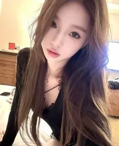 【独家】吉林 - 长春 老师 气质肤白女友感小竹 内部实拍