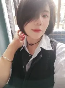 【独家】广东 - 广州 老师 广州少妇山山 内部实拍