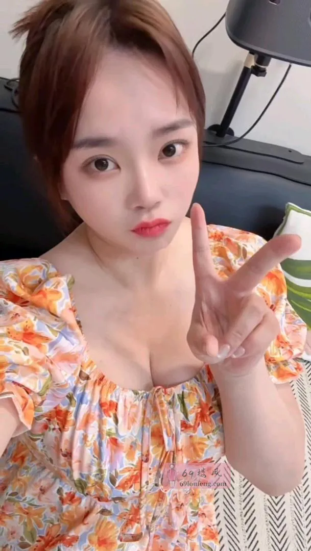 秦淮天然巨乳 - 江苏-南京 楼凤实拍第2张