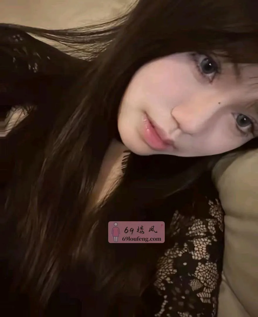 南通美甲师兼职小姐姐 - 江苏-南通 楼凤实拍第3张