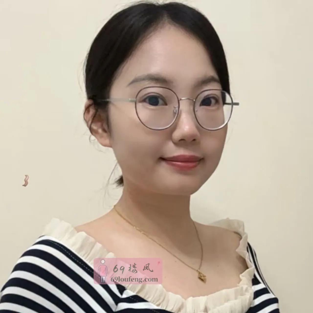 罗湖大奶眼镜姐 - 广东-深圳 楼凤实拍第1张