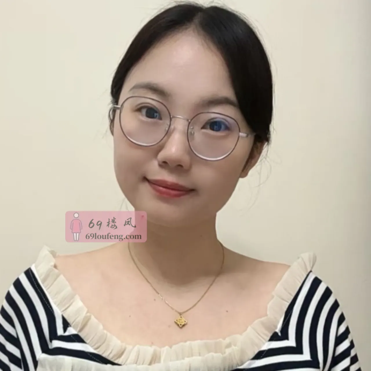 罗湖大奶眼镜姐 - 广东-深圳 楼凤实拍第2张