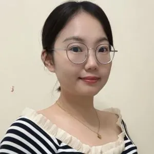 广东 - 深圳 宅男福利推荐：罗湖大奶眼镜姐 实景