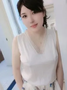 点击查看 广东 - 深圳 南山大奶安娜 更多实拍详情