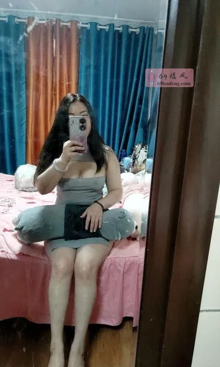 风情万种的骚姐姐 - 江苏-南京 楼凤实拍第3张