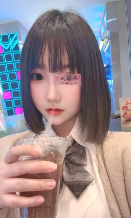 呆萌短发清纯妹子 - 北京-丰台区 楼凤实拍第2张