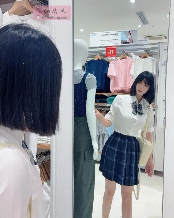 呆萌短发清纯妹子 - 北京-丰台区 楼凤实拍第3张