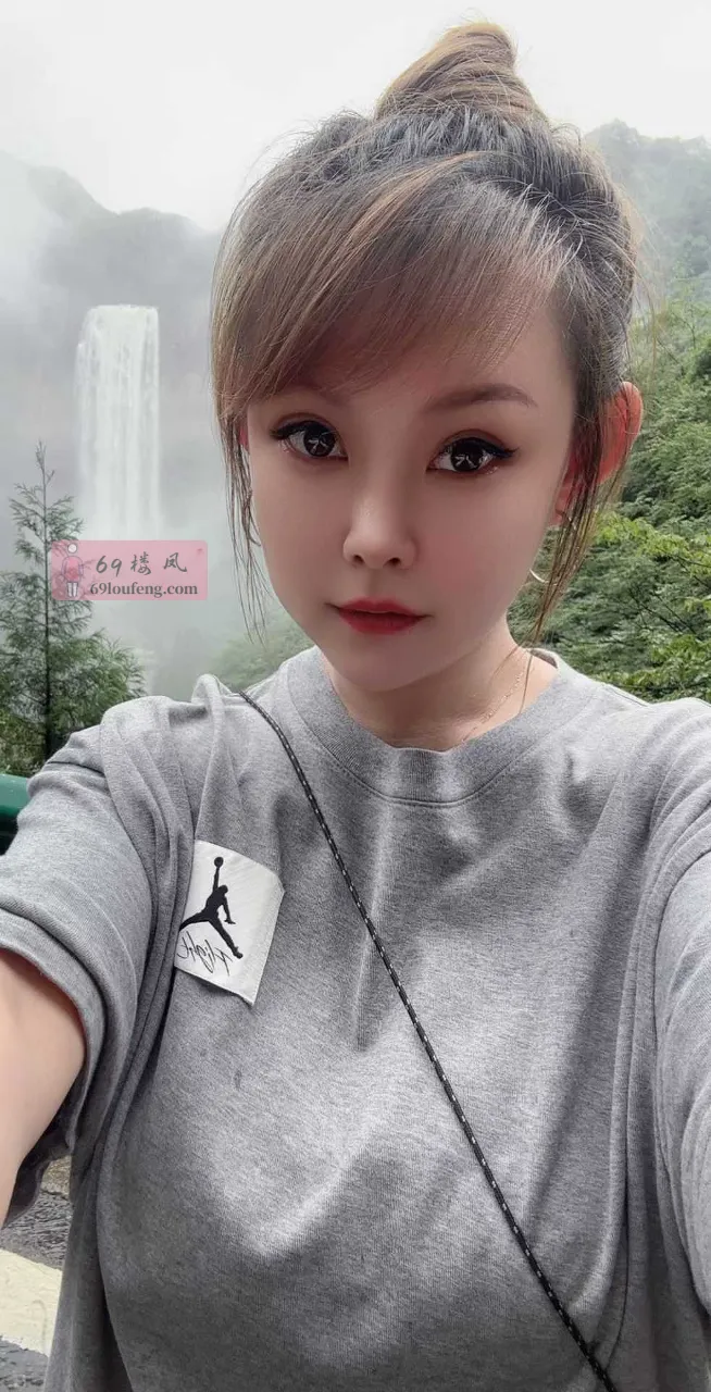 观音桥美女薇薇 - 重庆-江北区 楼凤实拍第1张