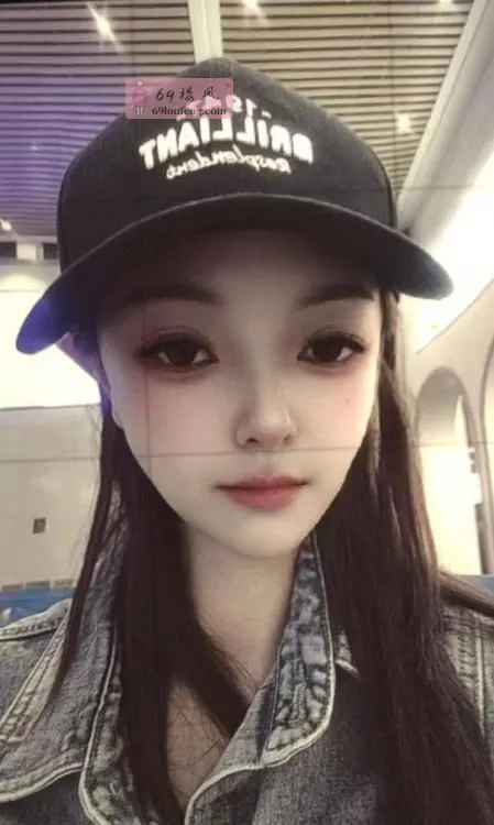 制服小翘臀倩倩 - 上海-宝山区 楼凤实拍第3张