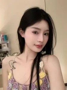 【独家】上海 - 静安区 老师 性感黑丝御姐气质身材 内部实拍