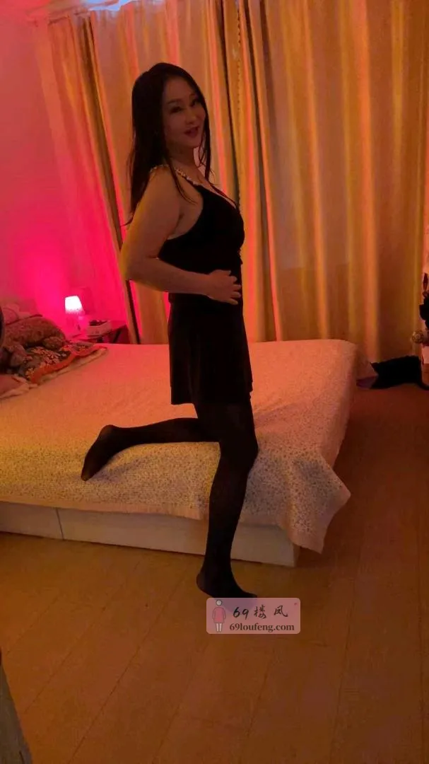 少妇大奶牛 - 山东-青岛 楼凤实拍第2张