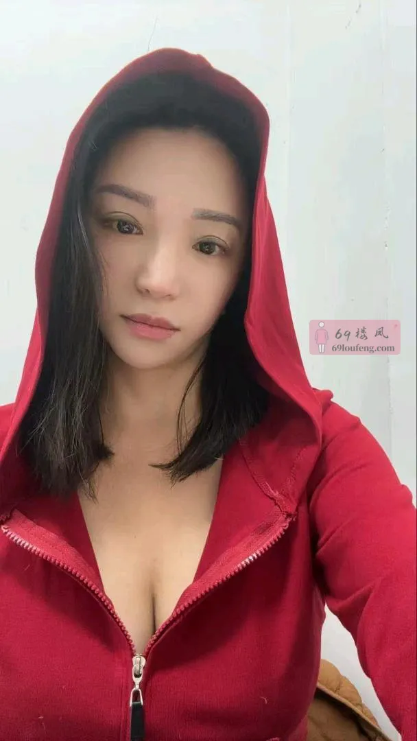 三亚服务型骚货 - 海南-三亚 楼凤实拍第4张