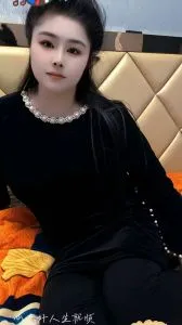 江苏 - 南京 宅男福利推荐：200元子巨乳泄火少妇 实景