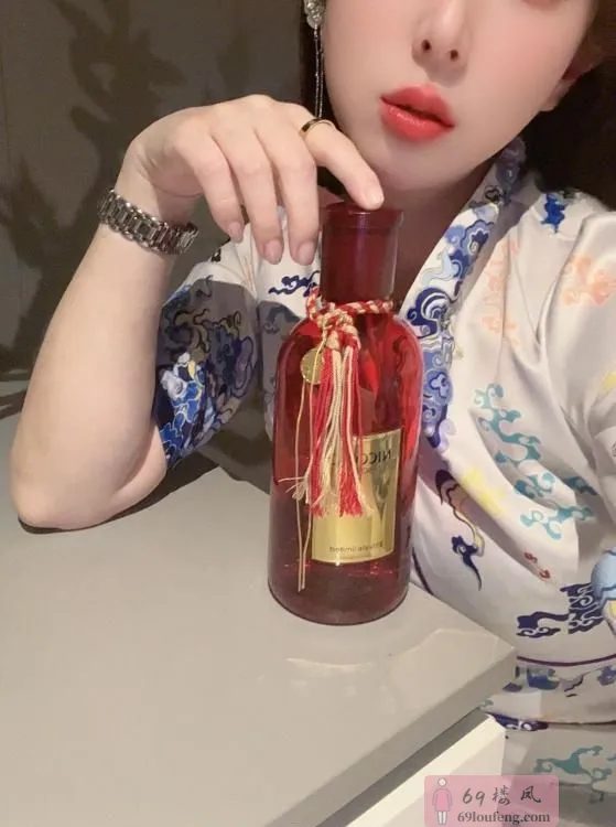 在重庆兼职的空乘 - 重庆-南岸区 楼凤实拍第3张