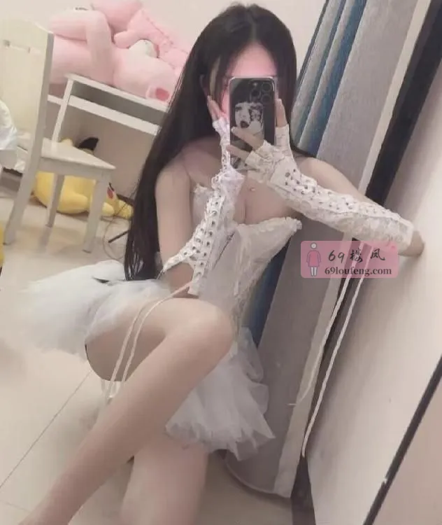 白嫩服务系素素 - 浙江-杭州 楼凤实拍第2张