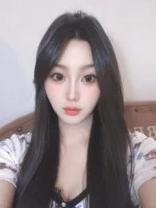 江西 - 南昌高颜值老师跳舞的仙月小公举实拍