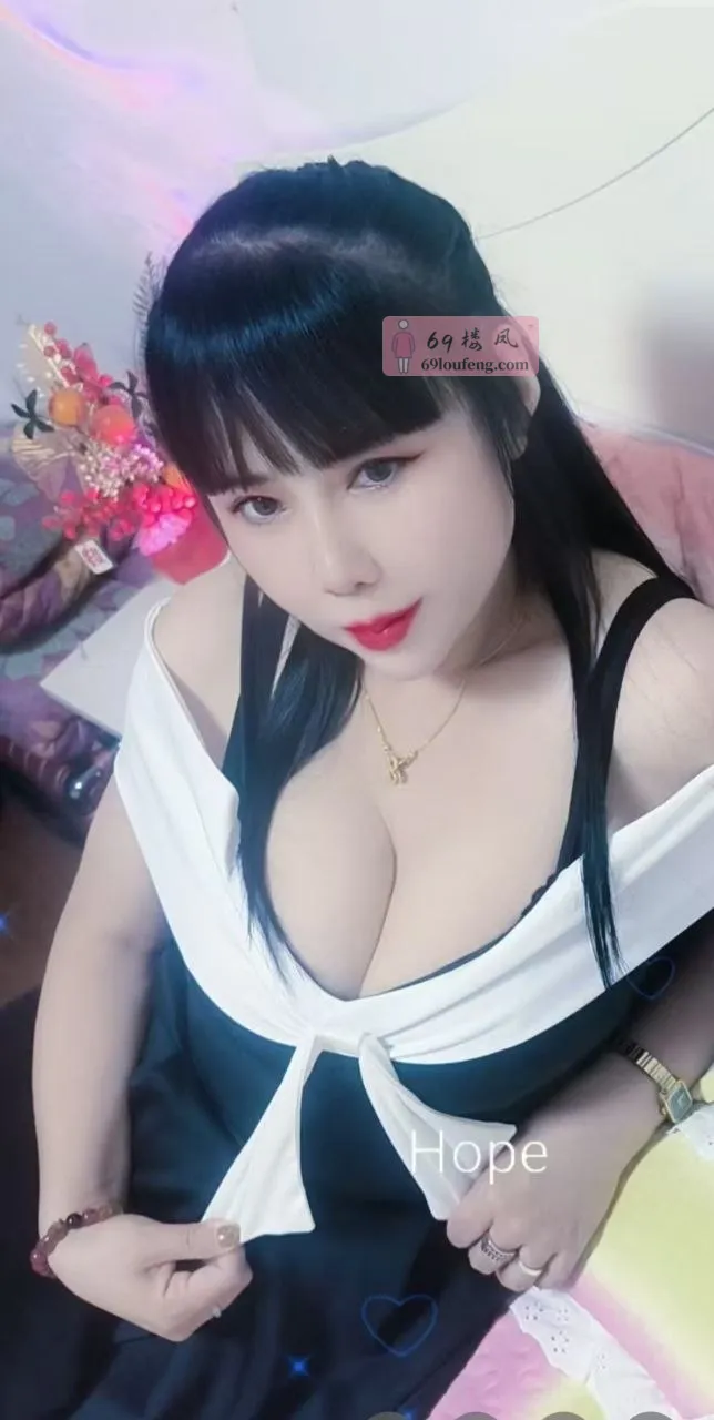 浦东服务型大奶骚妇 - 上海-浦东新区 楼凤实拍第2张