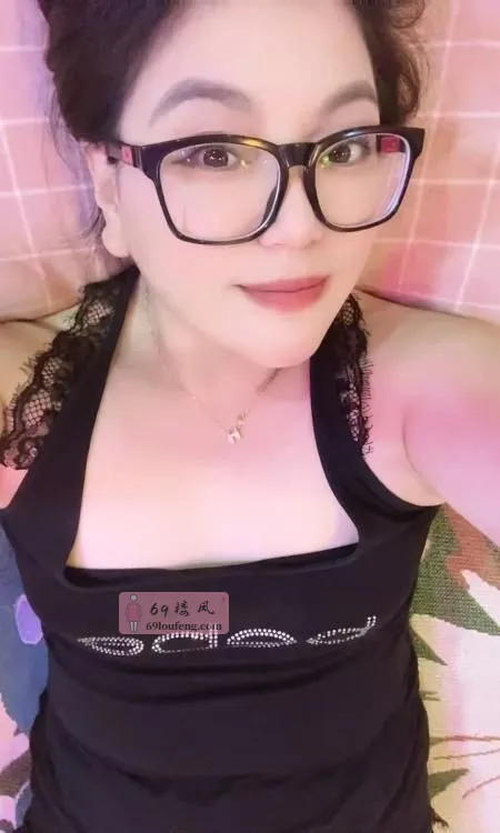 包头蜜桃臀姐姐 - 内蒙-包头 楼凤实拍第2张