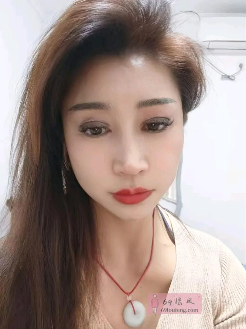 潮吹喷水大长腿 - 江苏-南京 楼凤实拍第3张